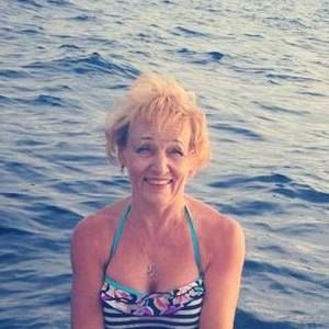 Meet your Posher, Pamela